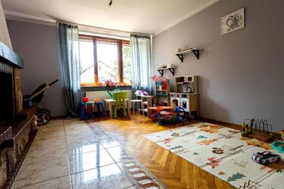 Telewizja i/lub zestaw kina domowego w obiekcie Apartament Zielony Zakątek