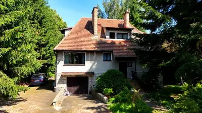 Budynek, w którym mieści się apartament