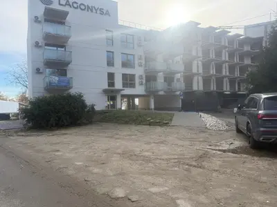 Budynek, w którym mieści się apartament