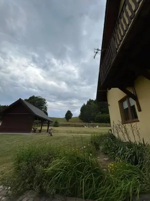 Ogród w obiekcie Chata na Bani w Starej Morawie