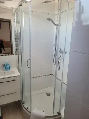 Łazienka w obiekcie Nartorama HotRest
