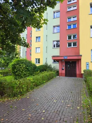 Budynek, w którym mieści się apartament
