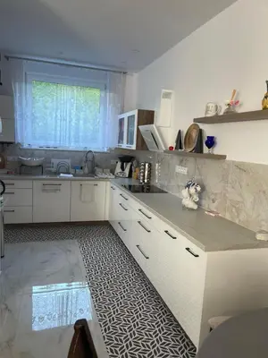 Kuchnia lub aneks kuchenny w obiekcie Apartament Mechnice koło Opola