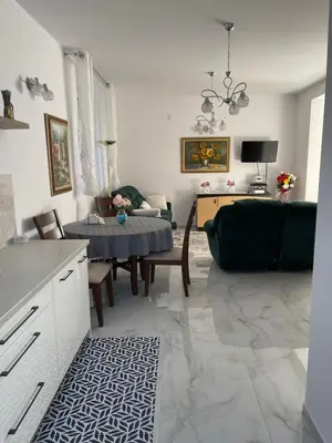 Telewizja i/lub zestaw kina domowego w obiekcie Apartament Mechnice koło Opola
