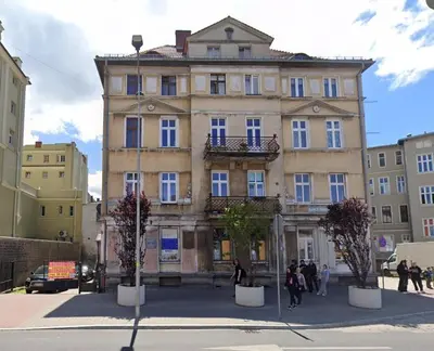 Budynek, w którym mieści się apartament