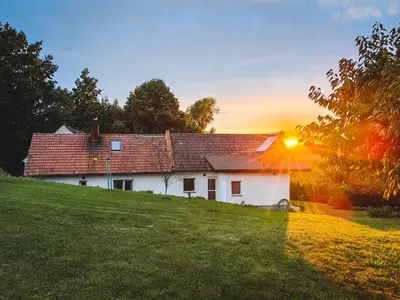 Wschód lub zachód słońca widziany z tego domu wakacyjnego