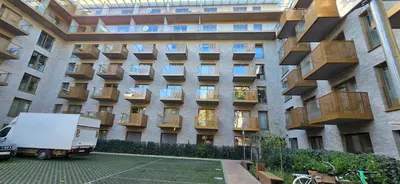 Budynek, w którym mieści się apartament