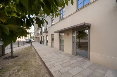 Budynek, w którym mieści się apartament