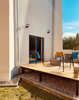 Patio lub wspólna przestrzeń na świeżym powietrzu w obiekcie Wieża Ciśnień