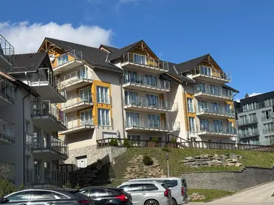 Budynek, w którym mieści się apartament