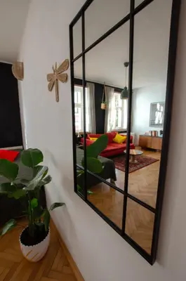 Łóżko lub łóżka w pokoju w obiekcie Studio na Średniej - Gliwice Old Town Studio Flat