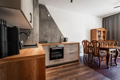 Kuchnia lub aneks kuchenny w obiekcie RentPlanet - Apartament Piękna z tarasem