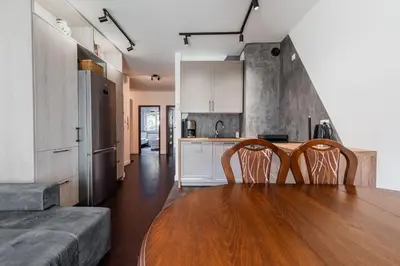 Kuchnia lub aneks kuchenny w obiekcie RentPlanet - Apartament Piękna z tarasem