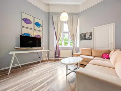 Telewizja i/lub zestaw kina domowego w obiekcie Wrocław Rynek Spirit Apartment by BookingHost
