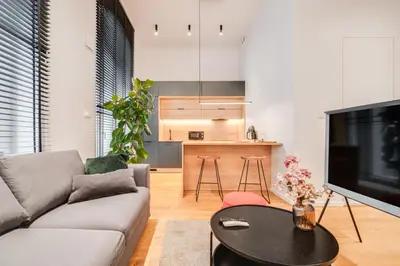 Telewizja i/lub zestaw kina domowego w obiekcie Księcia Witolda 38-40 by Homeprime