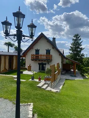 Ogród w obiekcie Domek na Skale - Apartament B ze strefą SPA