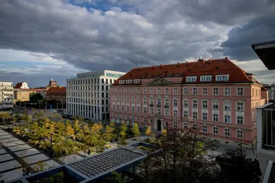 Budynek, w którym mieści się apartament