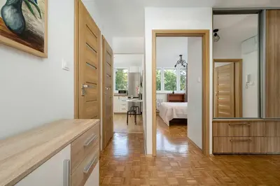 Plan piętra w obiekcie Blue Two Bedroom Apartment in Wrocław with Desk, Bathtub and Balcony by Noclegi Renters