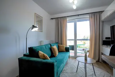 Telewizja i/lub zestaw kina domowego w obiekcie RentPlanet - Studio Hallera