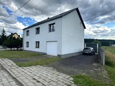 Budynek, w którym mieści się apartament