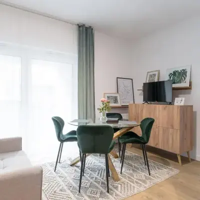 Jaworska One-Bedroom Apartment - ProperUNIT