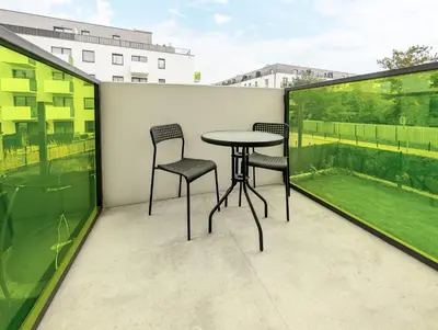 Balkon lub taras w obiekcie Artemskiej Comfort Apartment by BookingHost