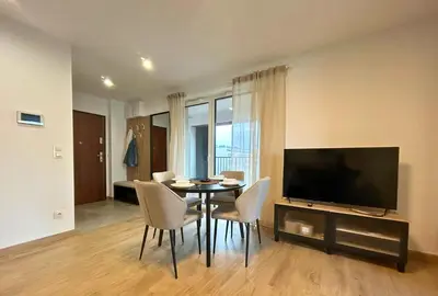 Telewizja i/lub zestaw kina domowego w obiekcie Apartament przy Rynku z Tarasem i Parkingiem - Blisko PreZero Arena