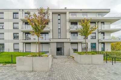 Budynek, w którym mieści się apartament