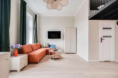 Telewizja i/lub zestaw kina domowego w obiekcie Traugutta 60 by Homeprime