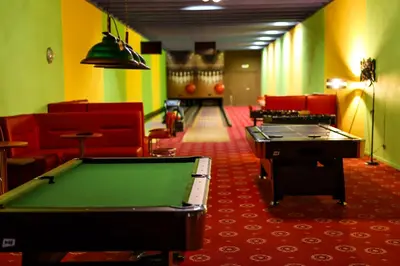 Stół bilardowy w obiekcie Hotel Metro