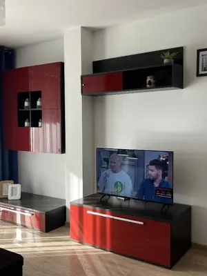 Telewizja i/lub zestaw kina domowego w obiekcie Apartament Enea z balkonem