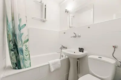 Łazienka w obiekcie Nowy Świat 36 by Homeprime