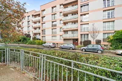 Budynek, w którym mieści się apartament