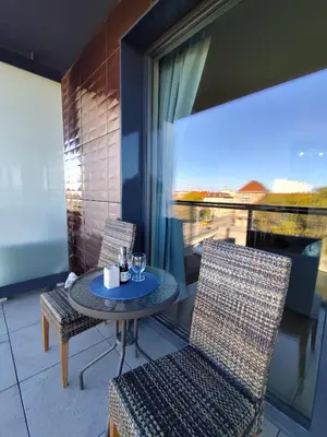 Balkon lub taras w obiekcie Azure Riverside Apartment - City Center