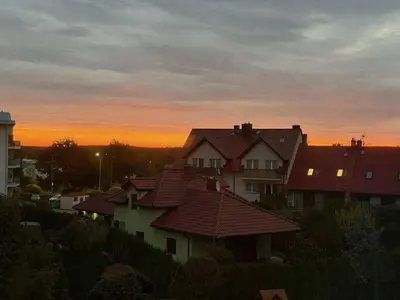 Wschód lub zachód słońca widziany z tego apartamentu