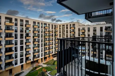 Budynek, w którym mieści się apartament