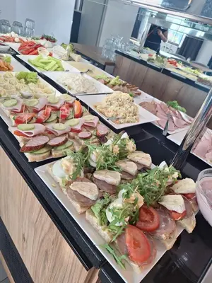 Jedzenie w aparthotelu lub w pobliżu