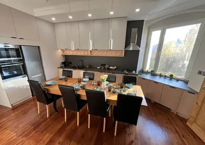 Kuchnia lub aneks kuchenny w obiekcie Parkview Premium Apartment