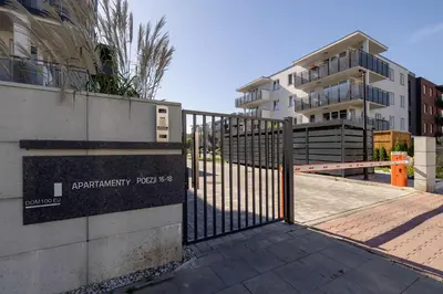 Budynek, w którym mieści się apartament
