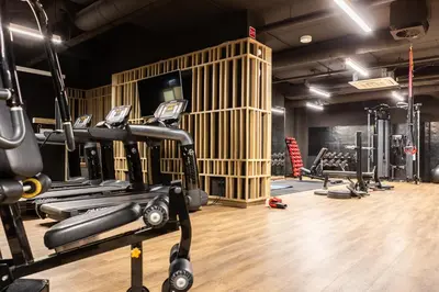 Centrum fitness w obiekcie Walońska 19 - Luxury Loft Apartment - siłownia, sauna - Wrocław - Fair Rentals