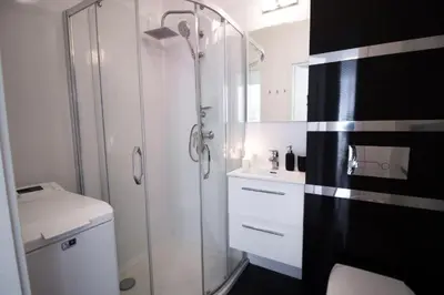 Łazienka w obiekcie Close-Central Wroclaw Apartment - Old Town - Comfortable and Cozy - W3