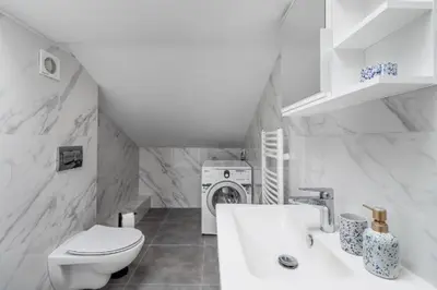 Łazienka w obiekcie Close-Central Wroclaw Apartment - Old Town - Comfortable and Cozy - W3
