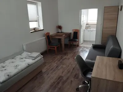 Część wypoczynkowa w obiekcie Apartament Wiosenny Biały Domek