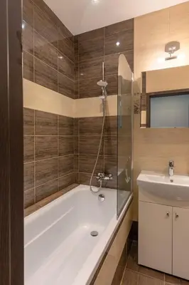 Łazienka w obiekcie Odra Tower Apartment with Garage & Balcony - ProperUNIT