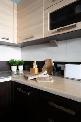 Kuchnia lub aneks kuchenny w obiekcie Odra Tower Apartment with Garage & Balcony - ProperUNIT