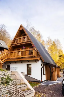 Budynek, w którym mieści się apartament