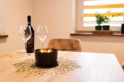 Napoje w obiekcie Radkowskie Apartamenty Julia z widokiem na zalew i gory