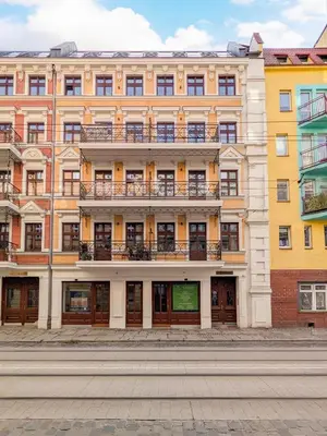 Budynek, w którym mieści się apartament