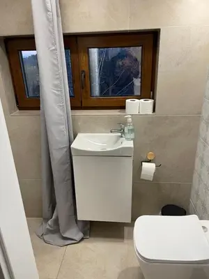 Łazienka w obiekcie Domek Rodzinny Martynka