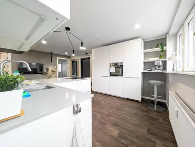 Kuchnia lub aneks kuchenny w obiekcie Stysia Superior Apartment by BookingHost